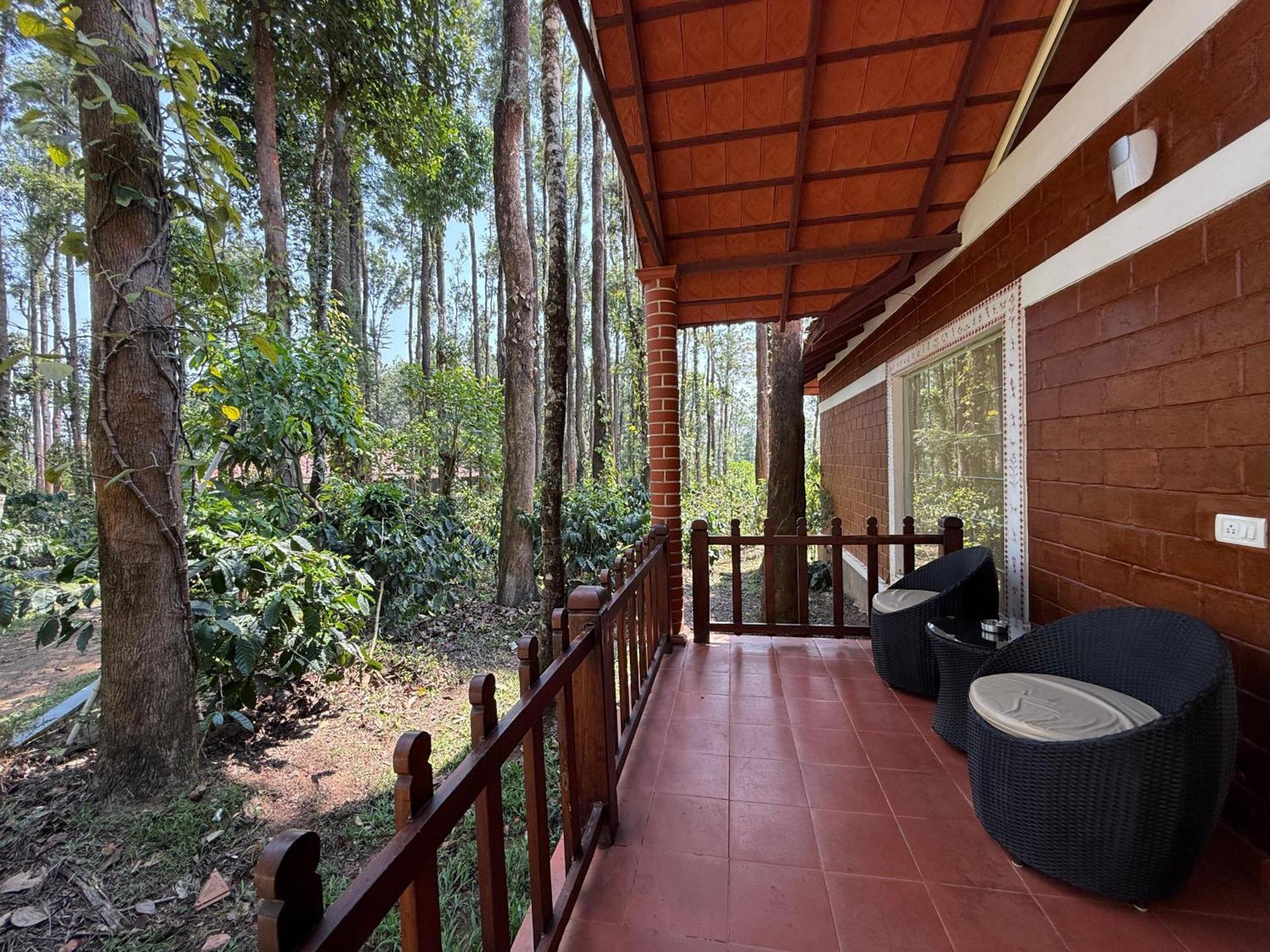 Coffee Grove Resort Chikmagalūr Exterior foto