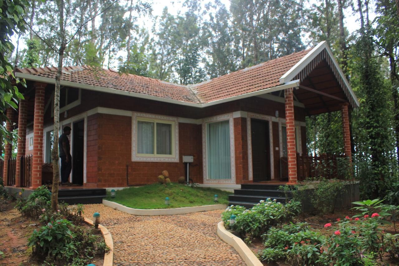 Coffee Grove Resort Chikmagalūr Exterior foto
